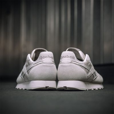 Reebok_Urban-Descent_sand_